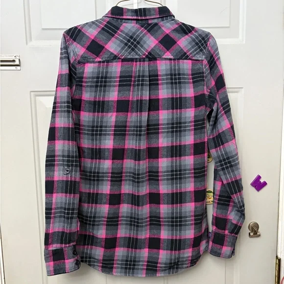 Vintage Nollie Pink and Gray Plaid Button Down Shirt - Picture 4 of 7